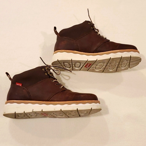 Levi's Brown Lace Up Boots - Picture 3 of 8